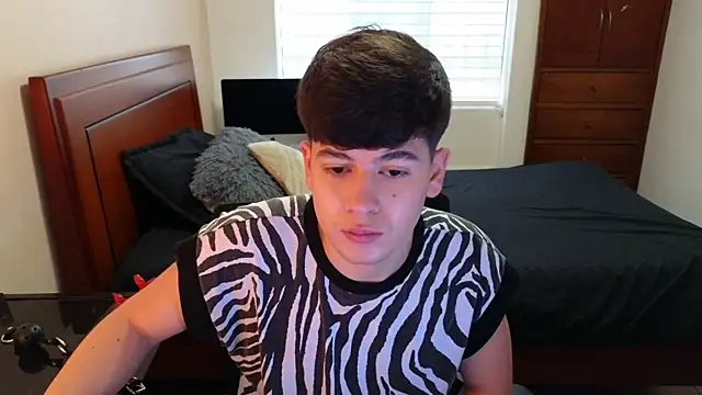 tightncuteass online show from November 2025 09:53:01 PM