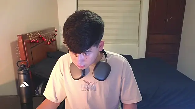 tightncuteass online show from November 2025 02:11:02 AM