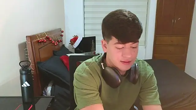 tightncuteass online show from November 2025 12:43:02 AM