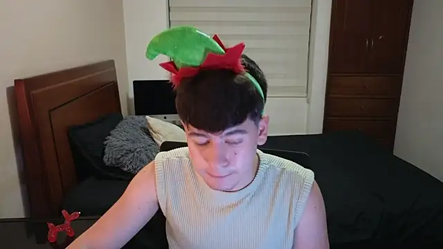 tightncuteass online show from November 2025 12:36:01 AM