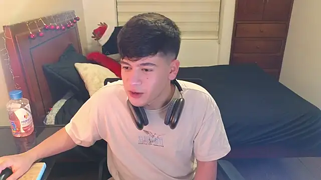 tightncuteass online show from November 2025 11:52:01 PM