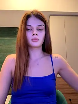 selenatress online show from September 2025 04:03:01 PM