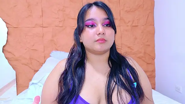 IvannaaVega online show from March 2026 05:04:02 AM