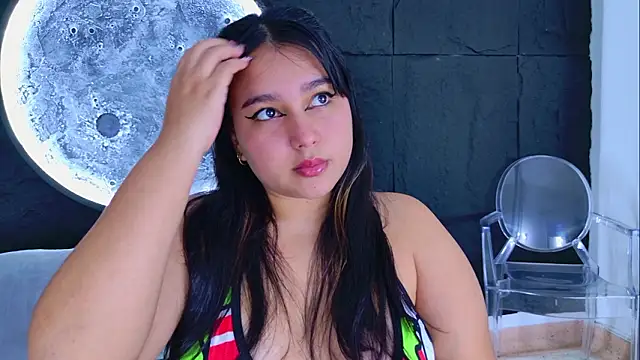 IvannaaVega online show from January 2026 04:38:02 AM