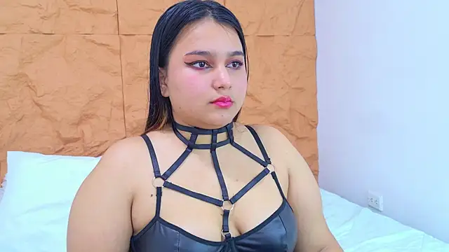 IvannaaVega online show from April 2026 04:40:01 AM