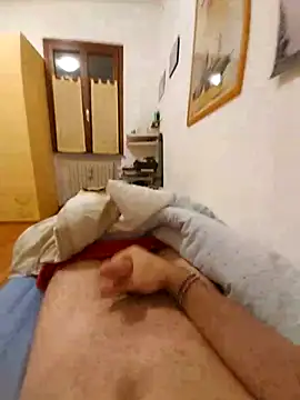 Ara29 online show from November 2025 06:18:01 PM