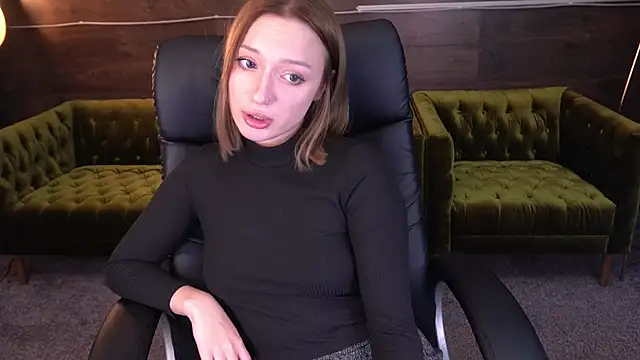 FoxyMayy online show from September 2025 06:59:02 PM