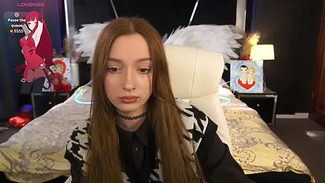 FoxyMayy online show from April 2026 01:12:02 PM