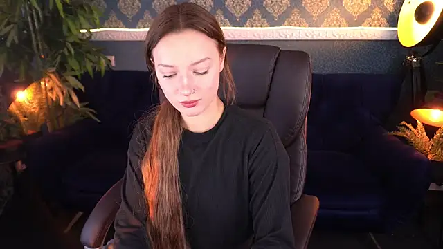 FoxyMayy online show from October 2025 12:59:01 PM