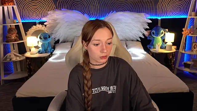 Snapshot of FoxyMayy chatting on November 2025 01:47:02 PM FoxyMayy online show from November 2025 01:47:02 PM