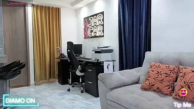 Thomas redcol online show from October 2025 06:16:01 PM