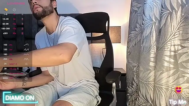 Thomas redcol online show from October 2025 05:15:01 PM