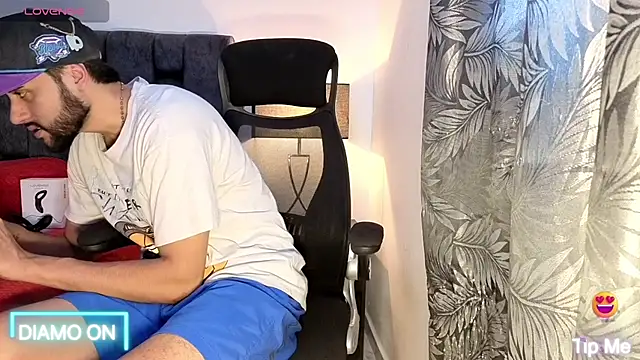 Thomas redcol online show from September 2025 05:30:01 PM