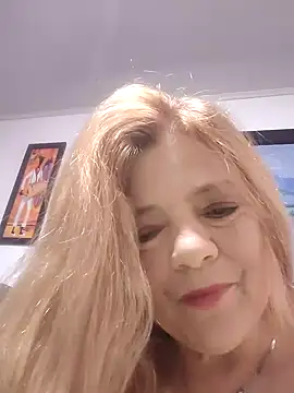 Casandra Cruz online show from October 2025 12:50:02 PM