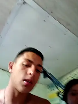 Snapshot of kuromi_Groot chatting on September 2025 08:42:01 PM kuromi Groot online show from September 2025 08:42:01 PM