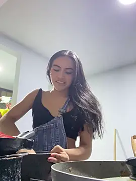 Leslie Bussh  online show from February 2026 02:20:02 AM