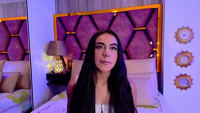 Leslie Bussh  online show from February 2026 12:02:02 PM