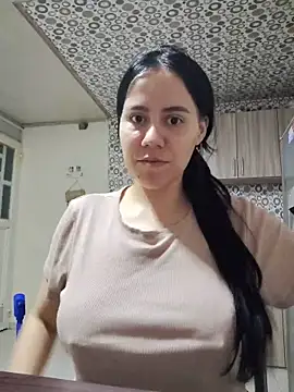Snapshot of valen-sexx chatting on June 2026 02:13:02 AM valen-sexx online show from June 2026 02:13:02 AM