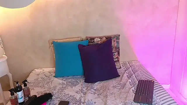 Kloee 12 online show from June 2026 01:49:01 PM