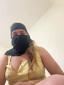 Wild-Nayra online show from February 2026 09:02:02 PM