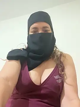 Wild-Nayra online show from November 2025 01:09:01 AM