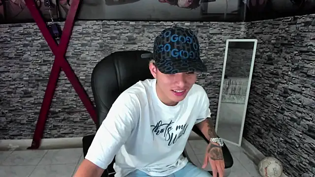 weesley boy online show from October 2025 07:48:01 PM