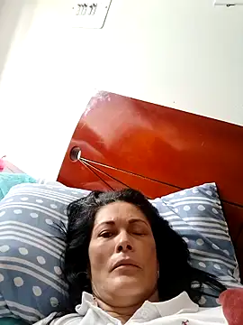 ZARAY 1118 online show from December 2025 05:22:02 PM