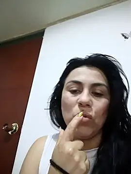 vanessa-titisM online show from November 2025 02:15:01 AM