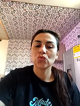 vanessa-titisM online show from May 2026 02:31:02 PM