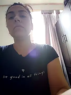 vanessa-titisM online show from December 2025 03:47:01 PM