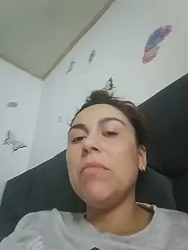vanessa-titisM online show from June 2026 11:28:01 PM