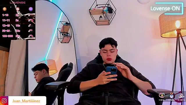 Snapshot of Im_Juaniito chatting on October 2025 04:13:02 AM Im Juaniito online show from October 2025 04:13:02 AM