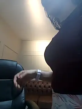 Snapshot of ArielBlossom___ chatting on November 2025 11:03:02 AM ArielBlossom online show from November 2025 11:03:02 AM