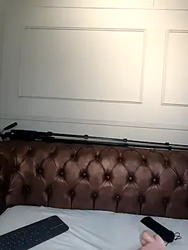 Snapshot of ArielBlossom___ chatting on December 2025 11:11:01 AM ArielBlossom online show from December 2025 11:11:01 AM