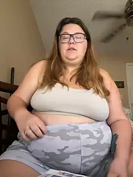 amberlynntun online show from November 2025 05:28:02 PM