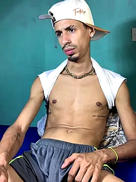 Snapshot of Alexx_1214 chatting on September 2025 02:17:02 AM Alexx 1214 online show from September 2025 02:17:02 AM