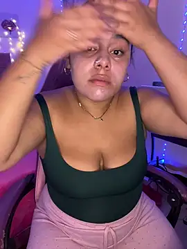Snapshot of Anabelle_00_ chatting on May 2026 03:24:01 AM Anabelle 00 online show from May 2026 03:24:01 AM