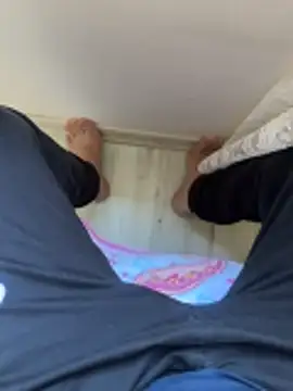 LAZ3R1 online show from October 2025 10:35:02 AM