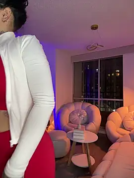 GabyMejiaa online show from April 2026 03:45:02 AM