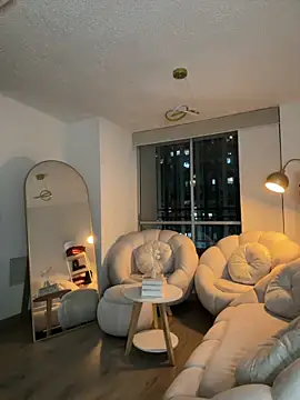 GabyMejiaa online show from April 2026 11:41:02 PM