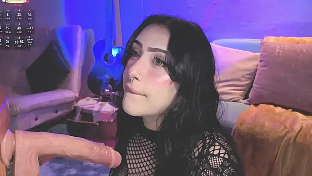 ashlynnlowe  online show from October 2025 07:37:02 PM