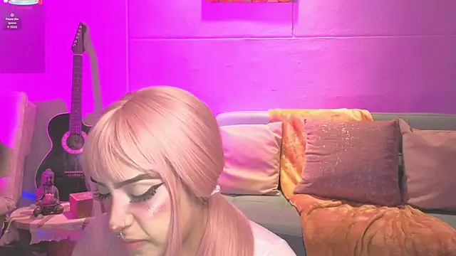 ashlynnlowe  online show from September 2025 08:14:01 PM