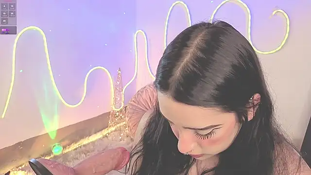 ashlynnlowe  online show from December 2025 08:08:02 PM