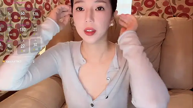 miss-lin online show from October 2025 06:38:01 AM