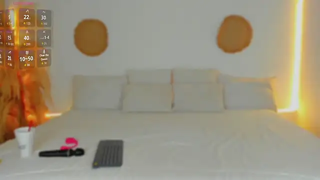 AliisonWells online show from November 2025 01:01:02 AM