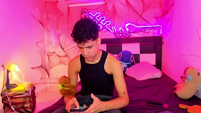 Lucky boys  X online show from October 2025 12:03:01 PM