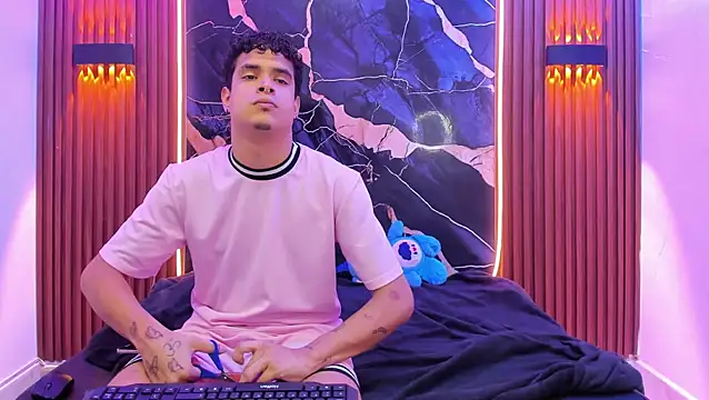 Lucky boys  X online show from March 2026 07:40:01 PM