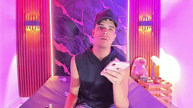 Lucky boys  X online show from September 2025 11:49:02 AM