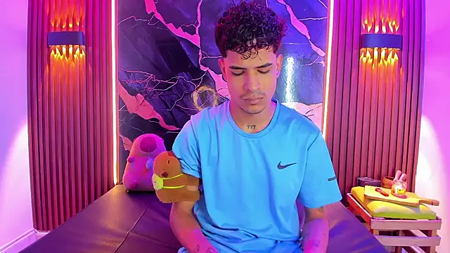 Lucky boys  X online show from November 2025 12:55:02 PM