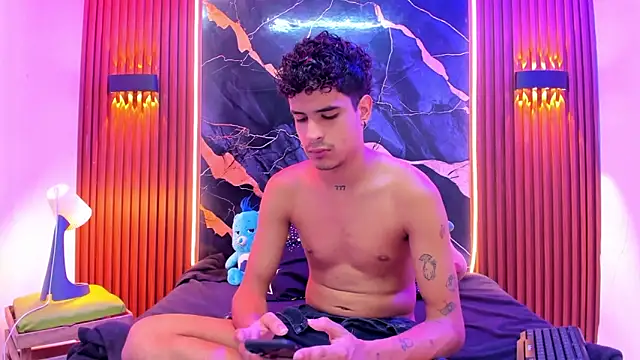 Lucky boys  X online show from February 2026 06:19:02 PM